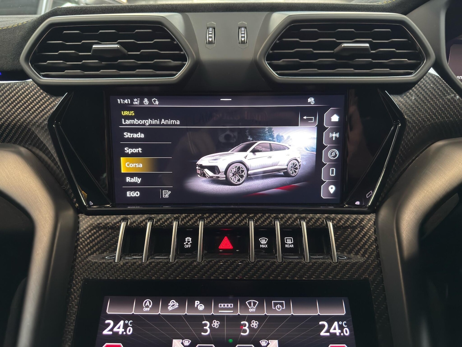 Used Lamborghini Urus 2023 for sale - 77387128: Photo 65