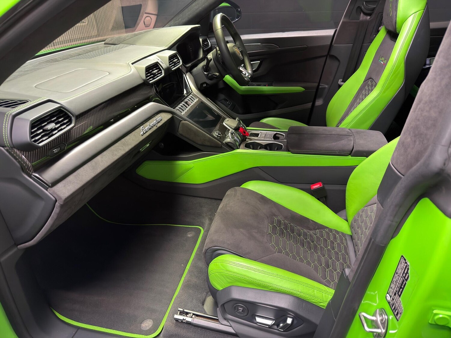 Used Lamborghini Urus for sale - 77753214: Photo 28