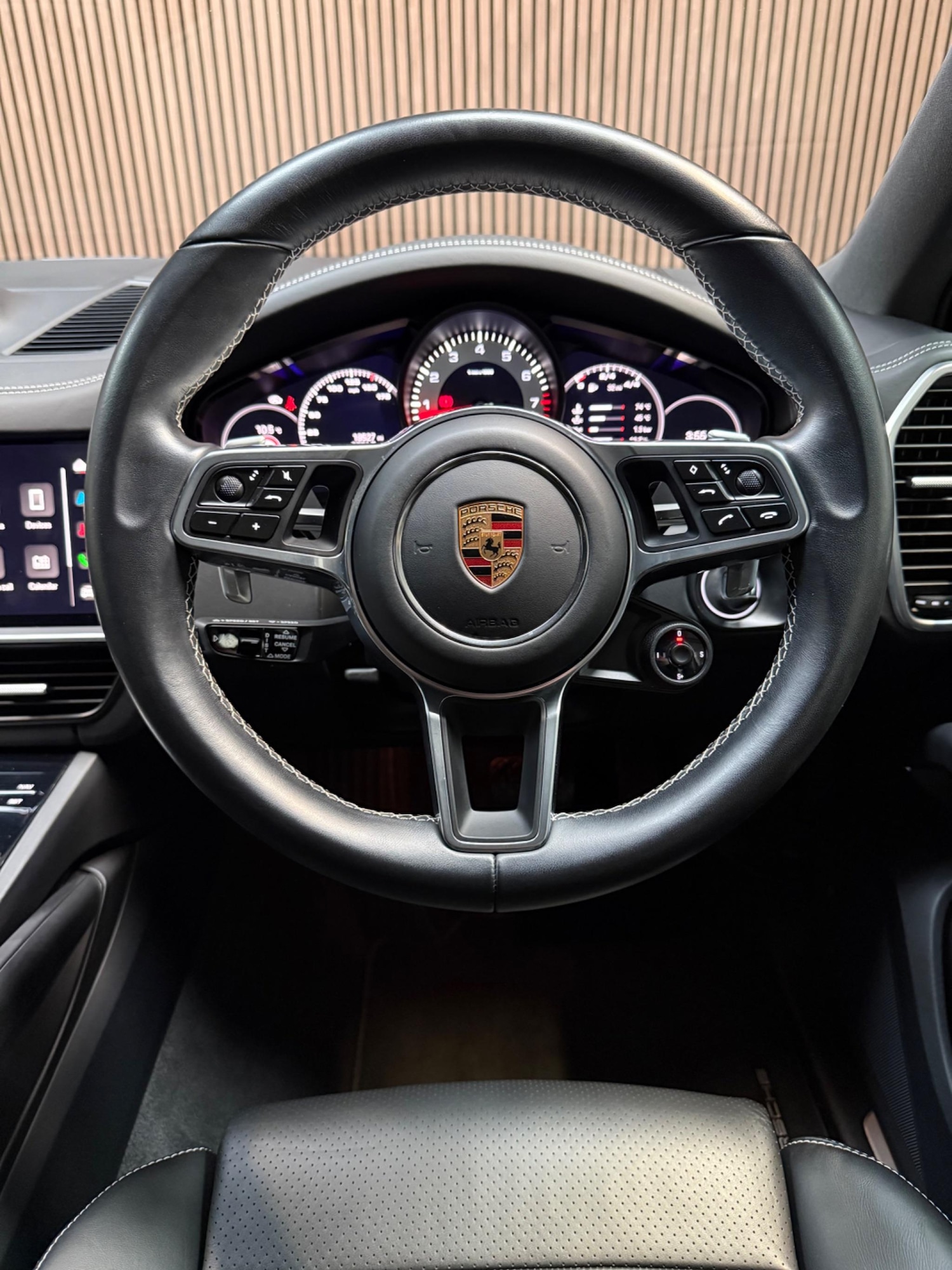 Used Porsche Cayenne for sale - 76728633: Photo 4