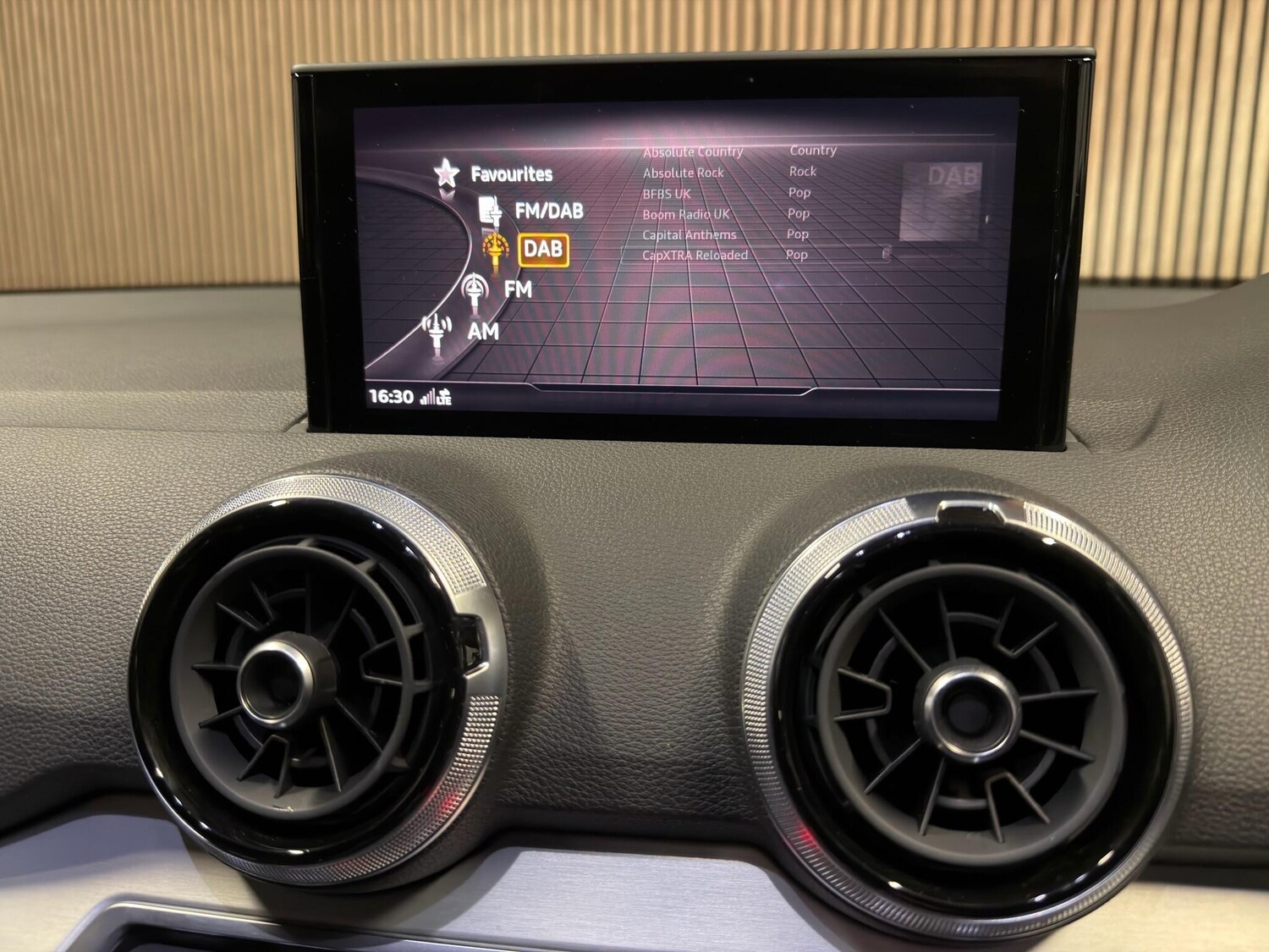 Used Audi Q2 2023 for sale - 76866268: Photo 57