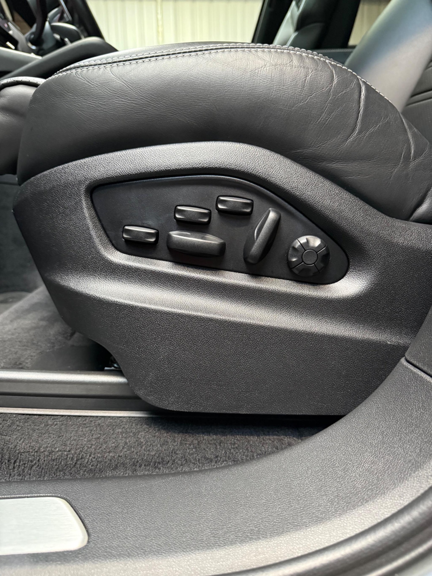 Used Porsche Cayenne 2022 for sale - 78006824: Photo 31