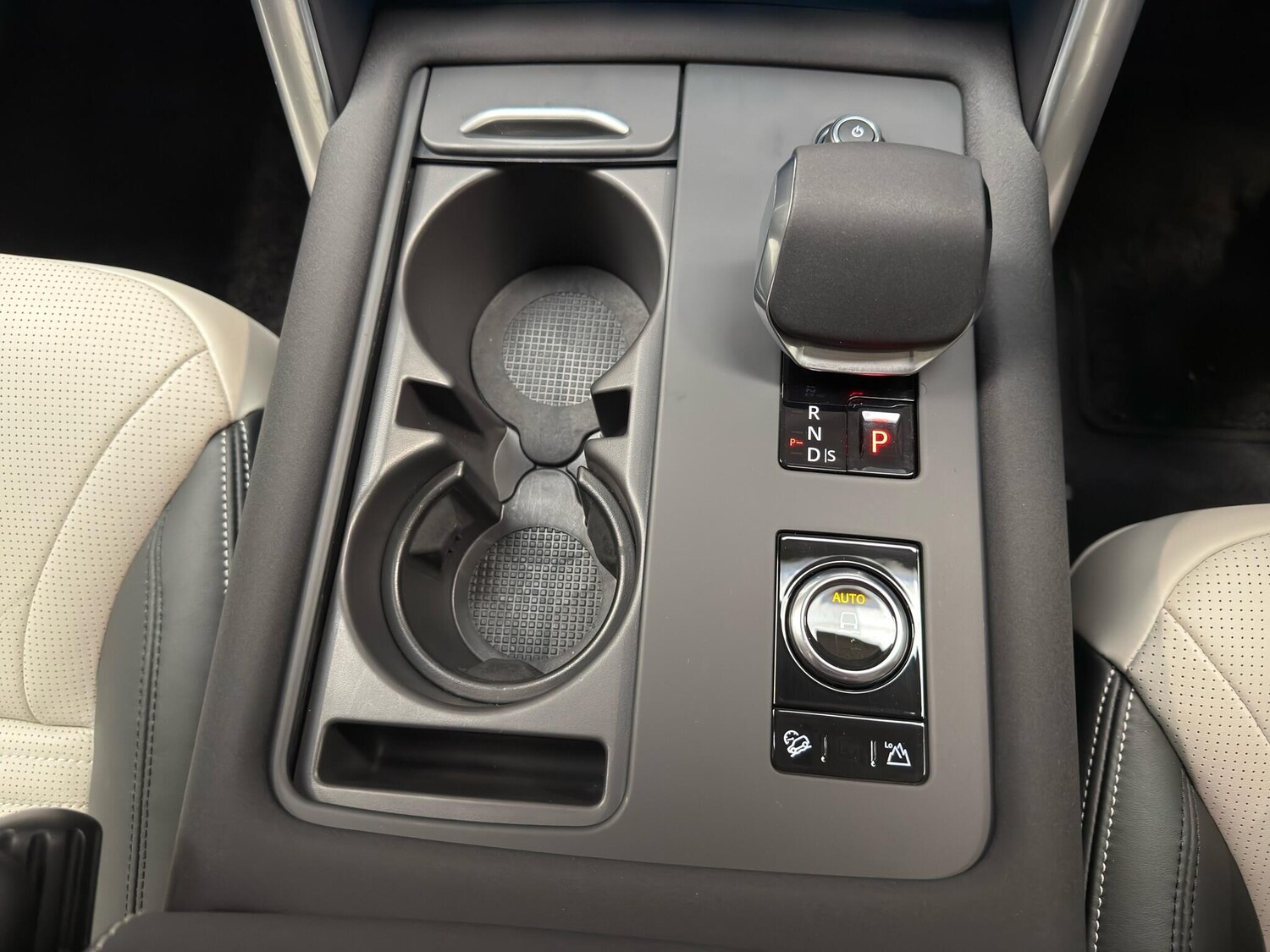 Used Land Rover Discovery for sale - 76728761: Photo 50