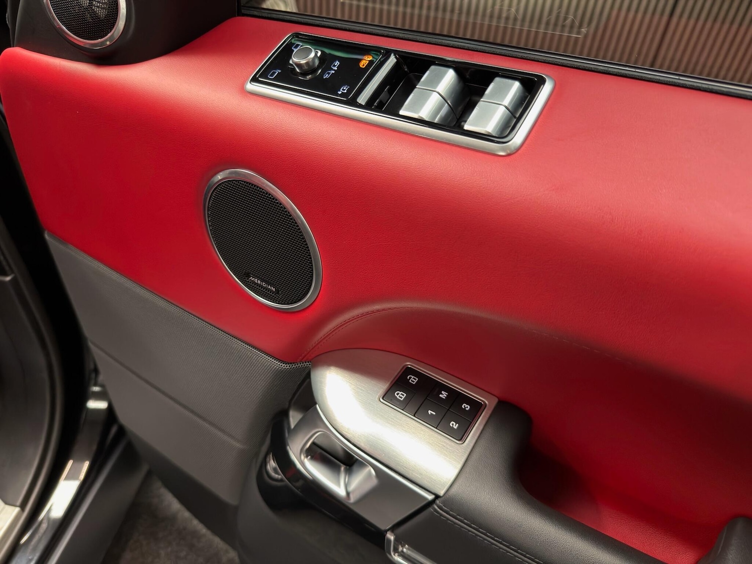 Used Land Rover Range Rover Sport for sale - 76728627: Photo 28