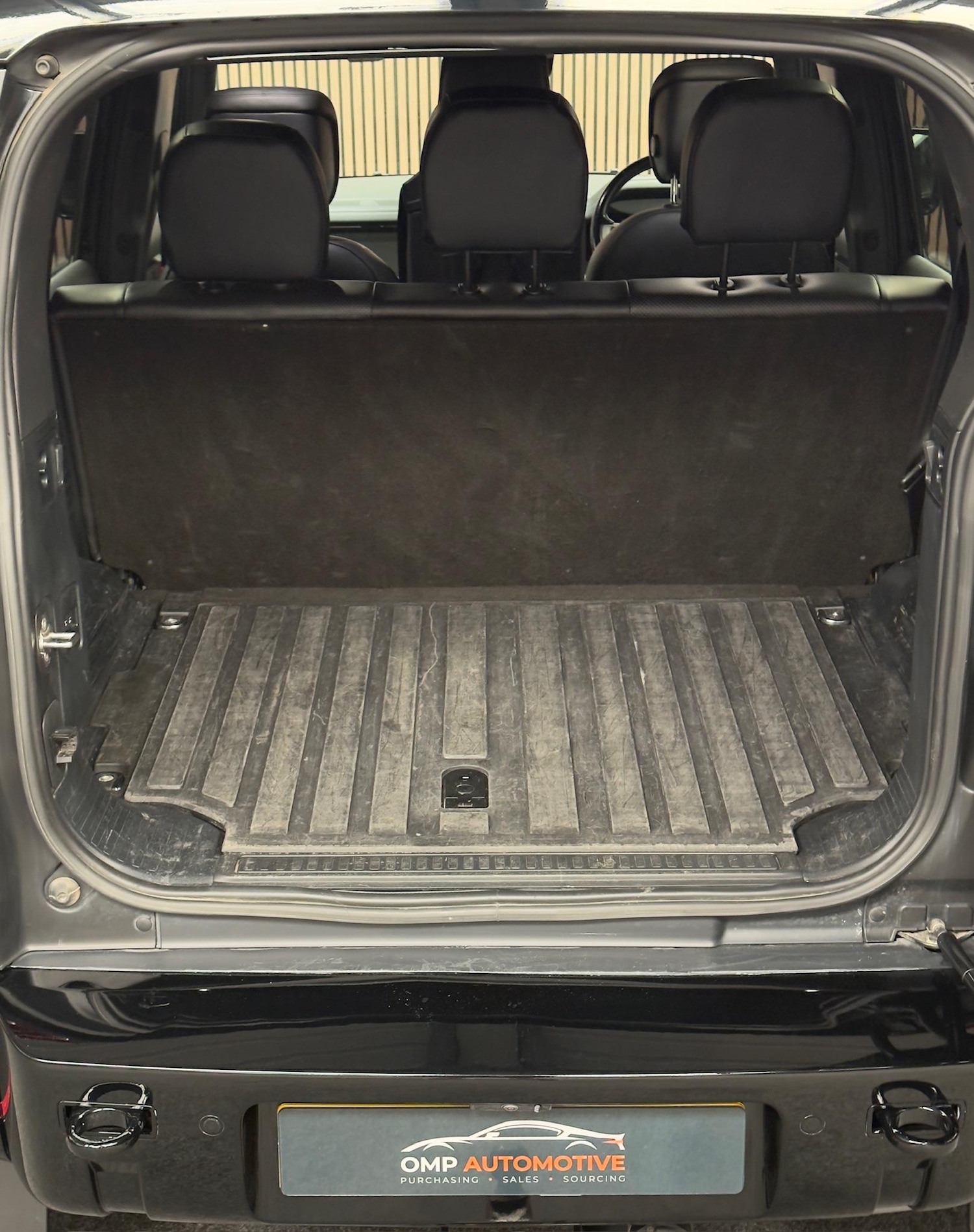 Used Land Rover Defender 110 for sale - 76728795: Photo 19