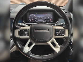 Used Land Rover Defender 110 2022 for sale - 76728795: Photo