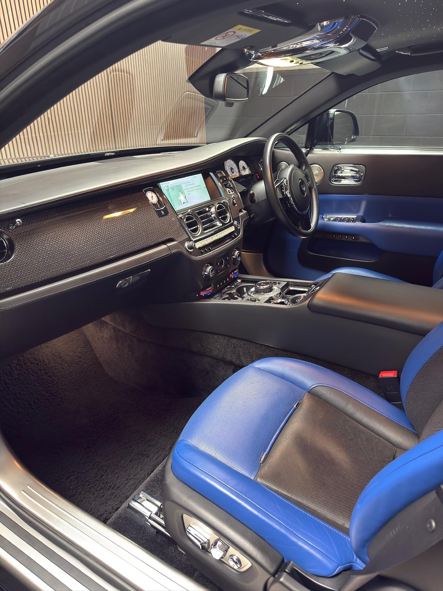 Used Rolls-Royce Wraith 2017 for sale - 77230401: Photo 33