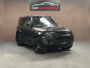 Used Land Rover Defender 90 2024 for sale - 78306887: Photo