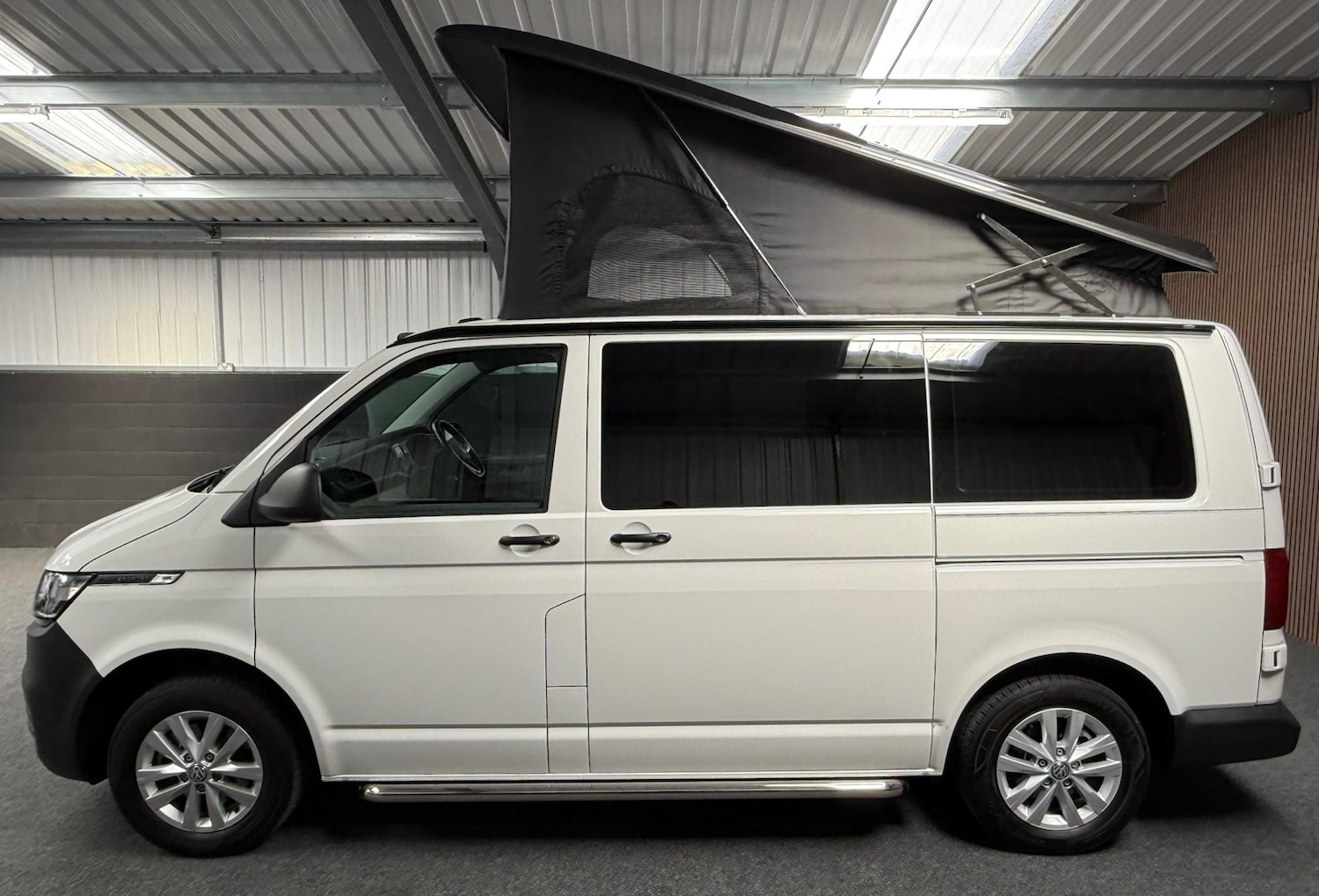 Used Volkswagen Transporter for sale - 76728657: Photo 14