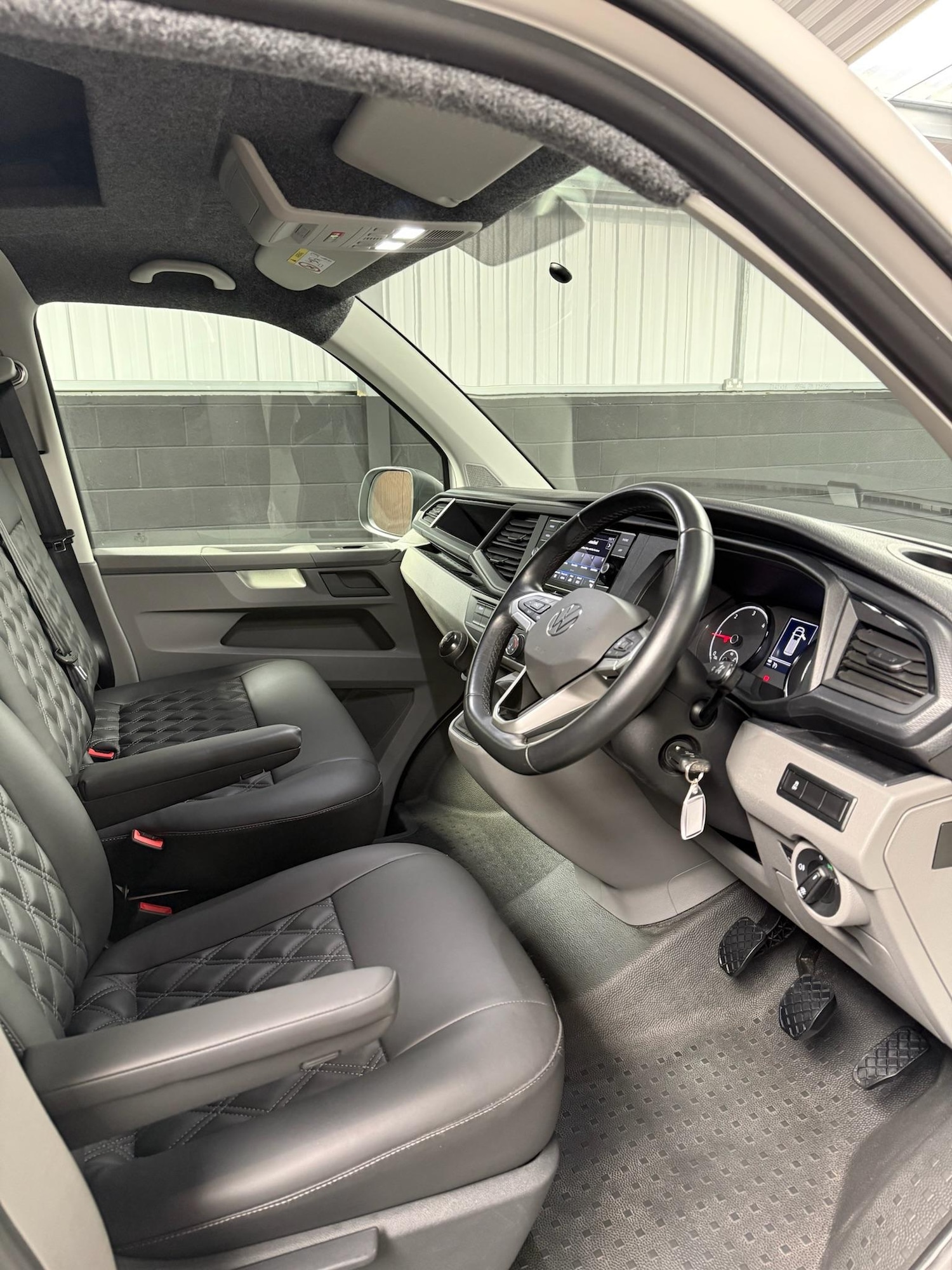 Used Volkswagen Transporter for sale - 76728657: Photo 35