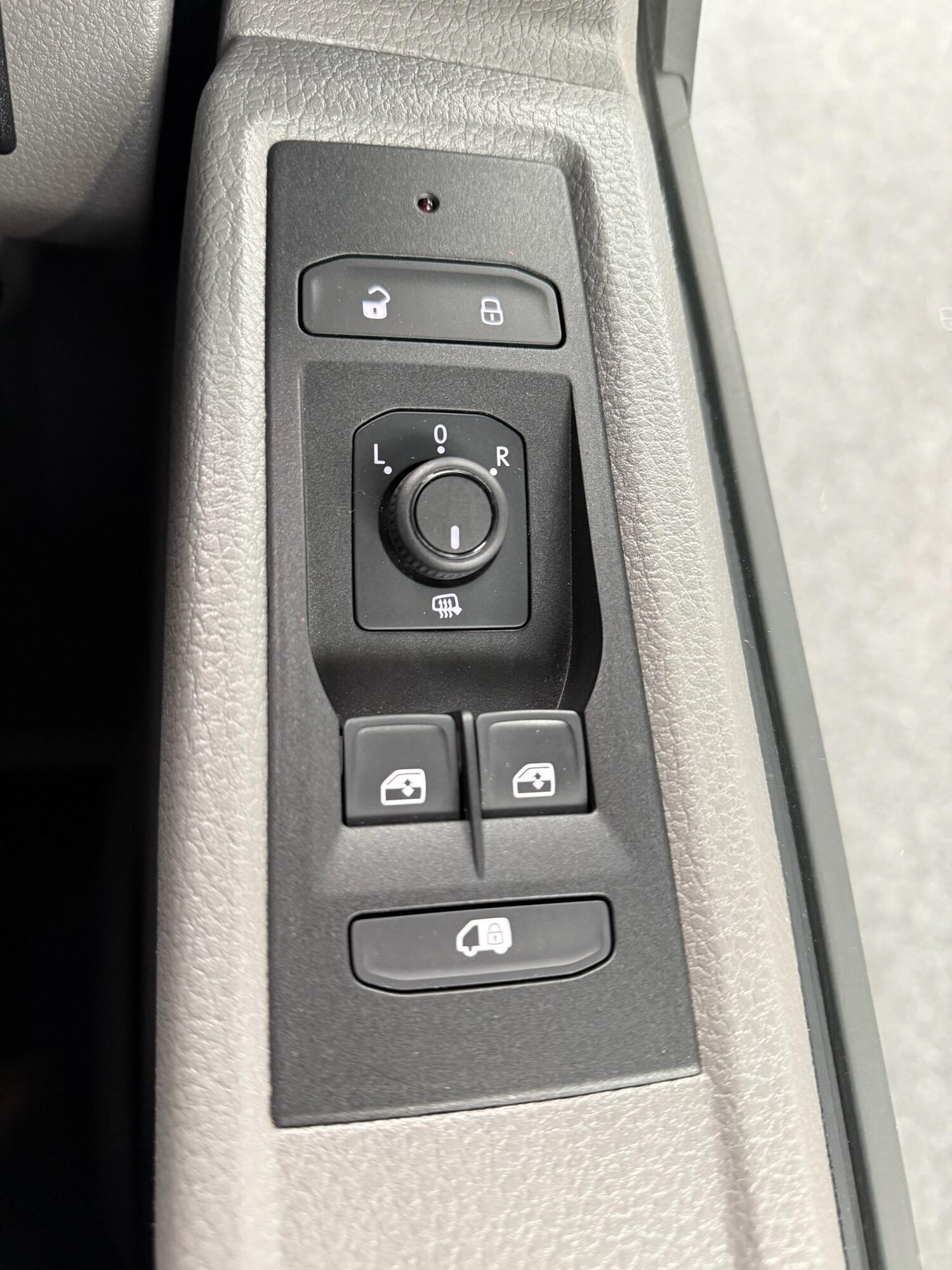 Used Volkswagen Transporter for sale - 76728657: Photo 63