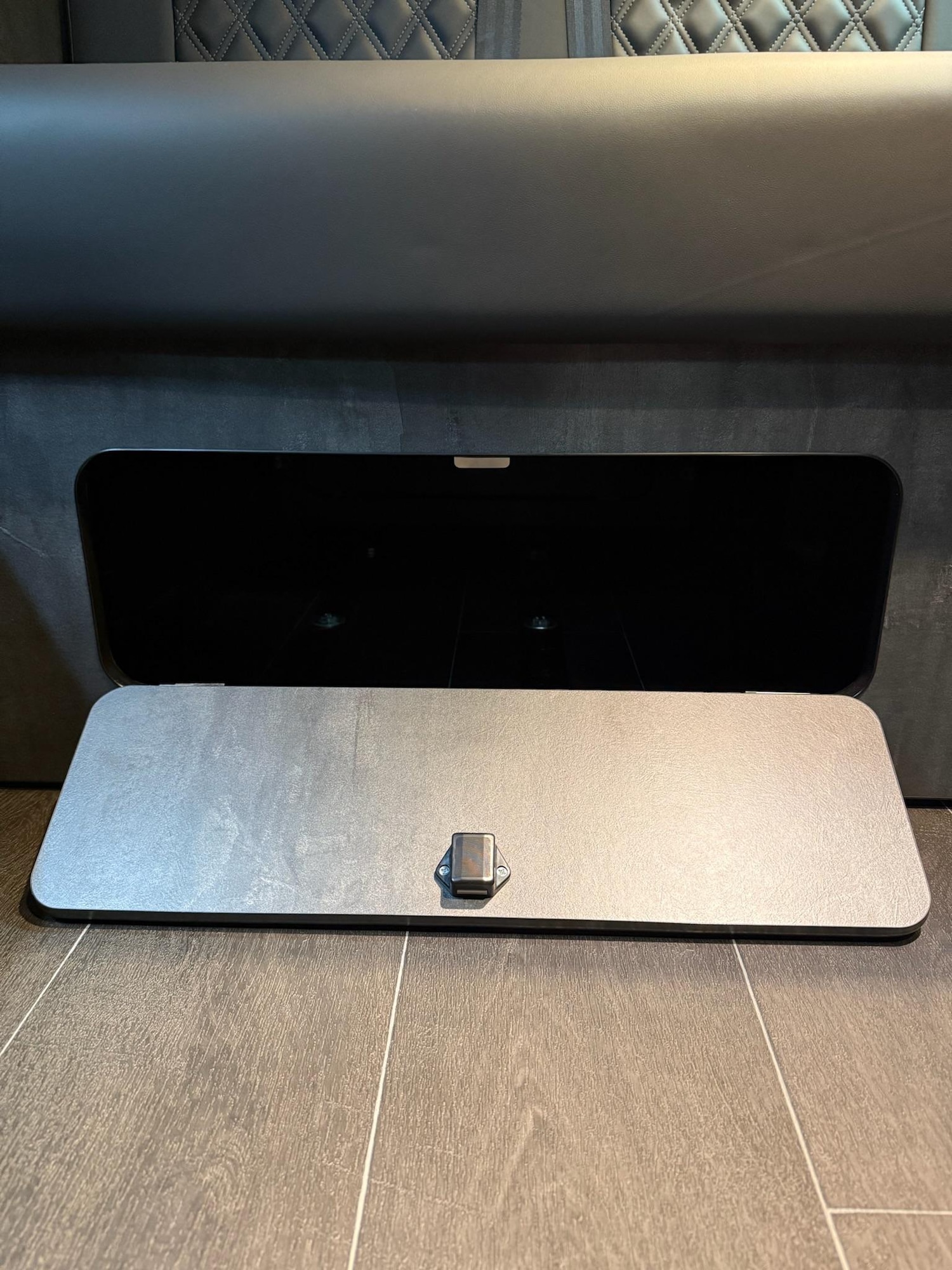 Used Volkswagen Transporter for sale - 76728657: Photo 90