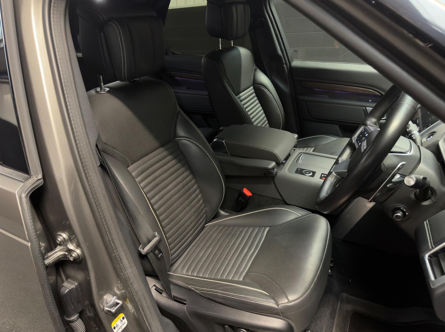 Used Land Rover Discovery for sale - 76727135: Photo 3