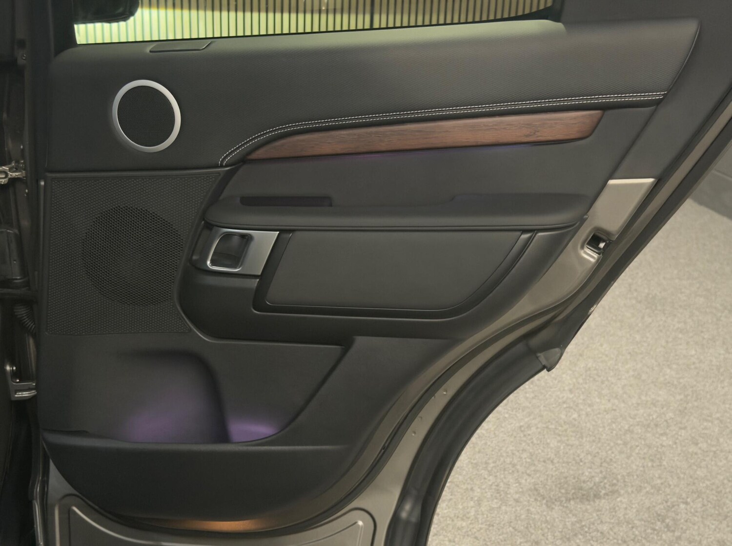 Used Land Rover Discovery for sale - 76727135: Photo 30