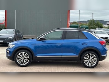 Used Volkswagen T-Roc 2020 for sale - 78819340: Photo
