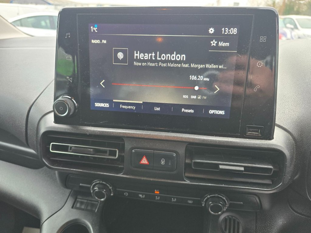 Used Vauxhall Combo Life 2020 for sale - 77027307: Photo 19