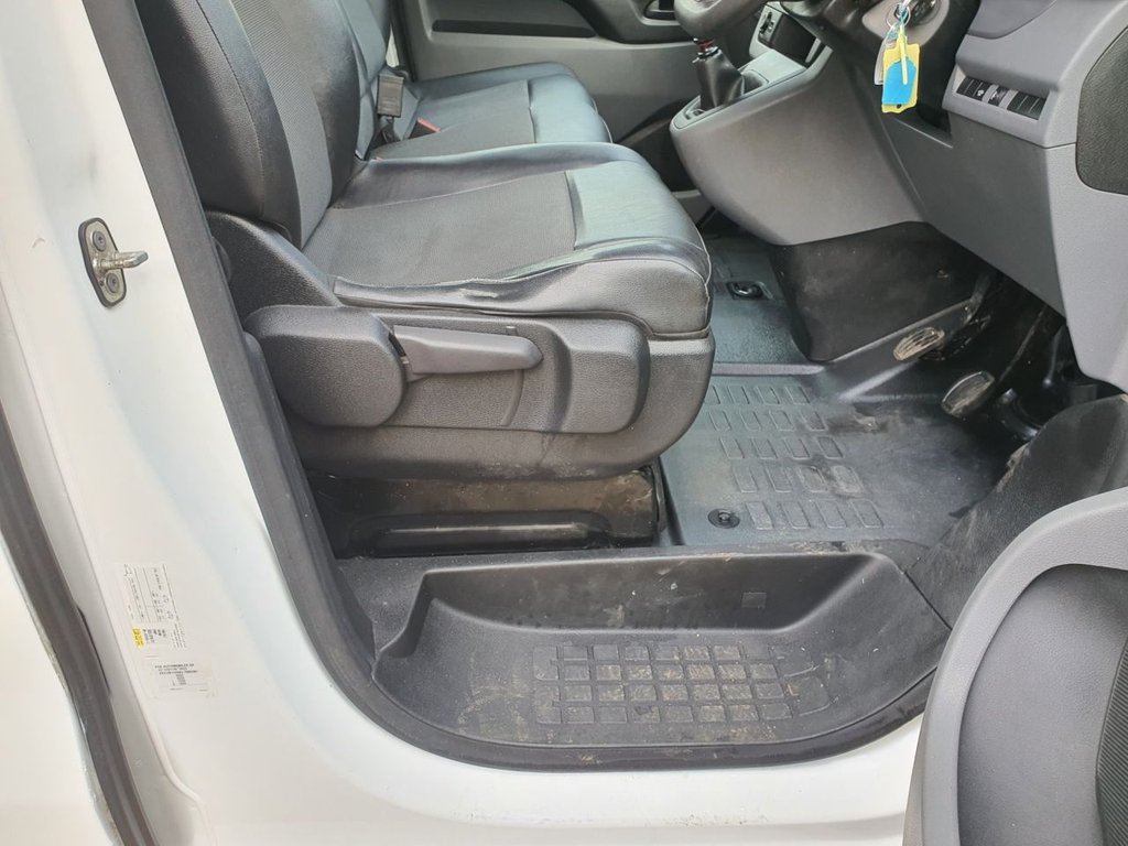 Used Vauxhall Vivaro 2019 for sale - 76634844: Photo 25