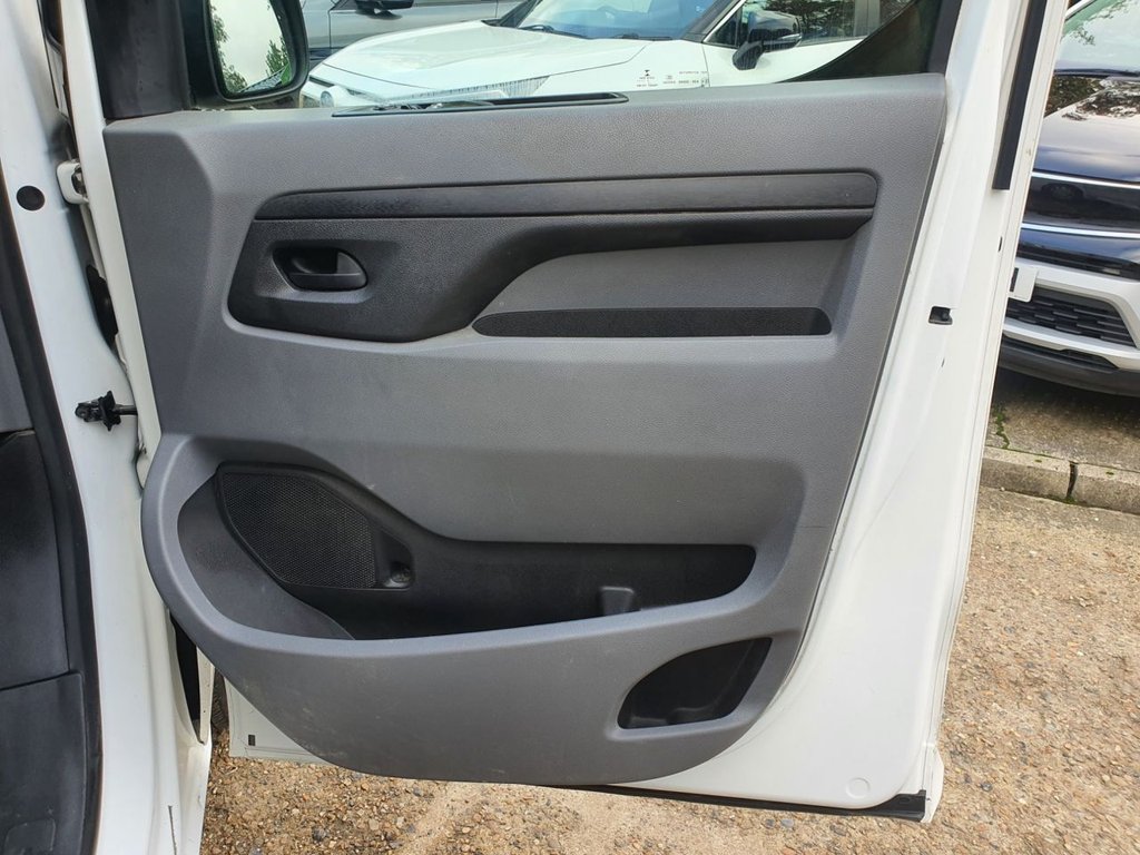 Used Vauxhall Vivaro 2019 for sale - 76634844: Photo 26
