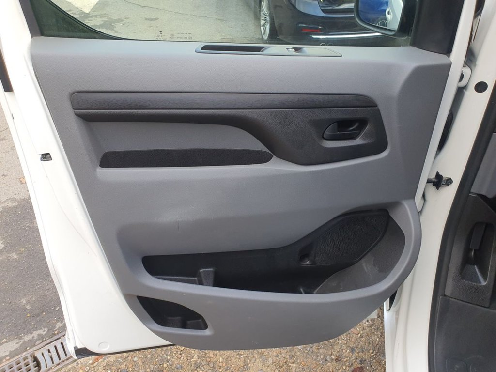 Used Vauxhall Vivaro 2019 for sale - 76634844: Photo 33