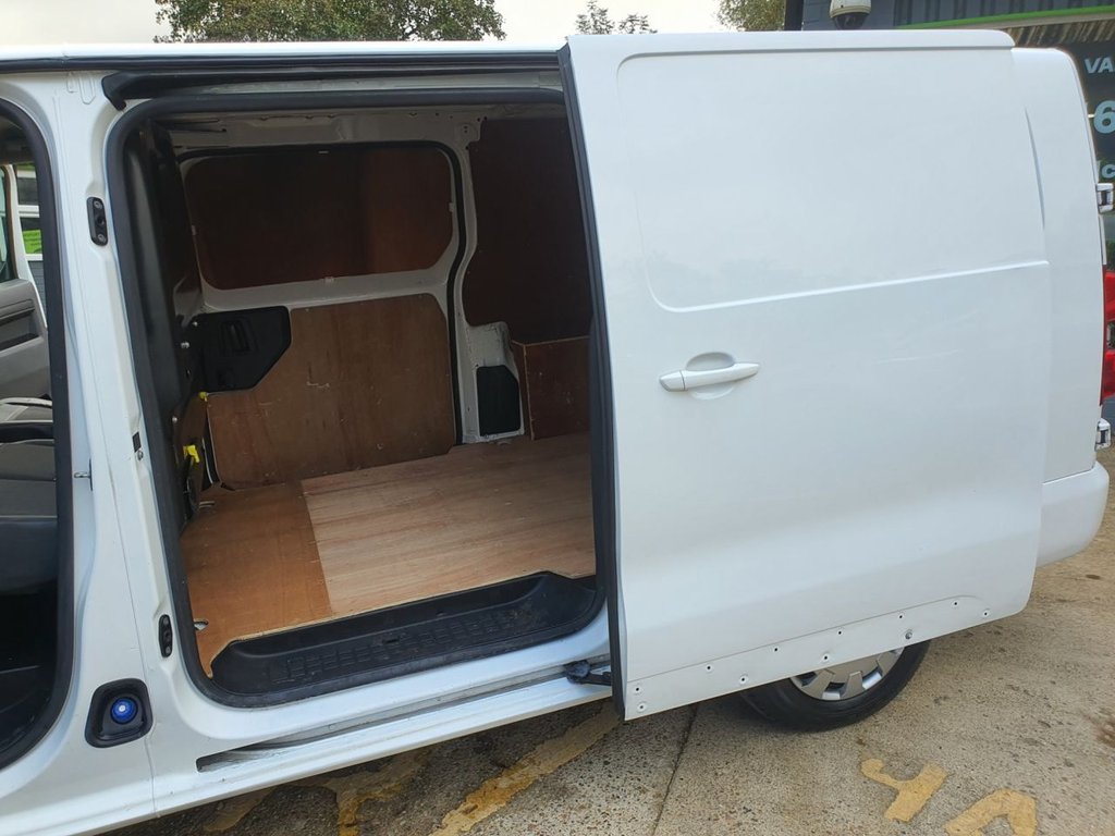 Used Vauxhall Vivaro 2019 for sale - 76634844: Photo 34