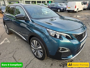Used Peugeot 5008 2019 for sale - 76634979: Photo