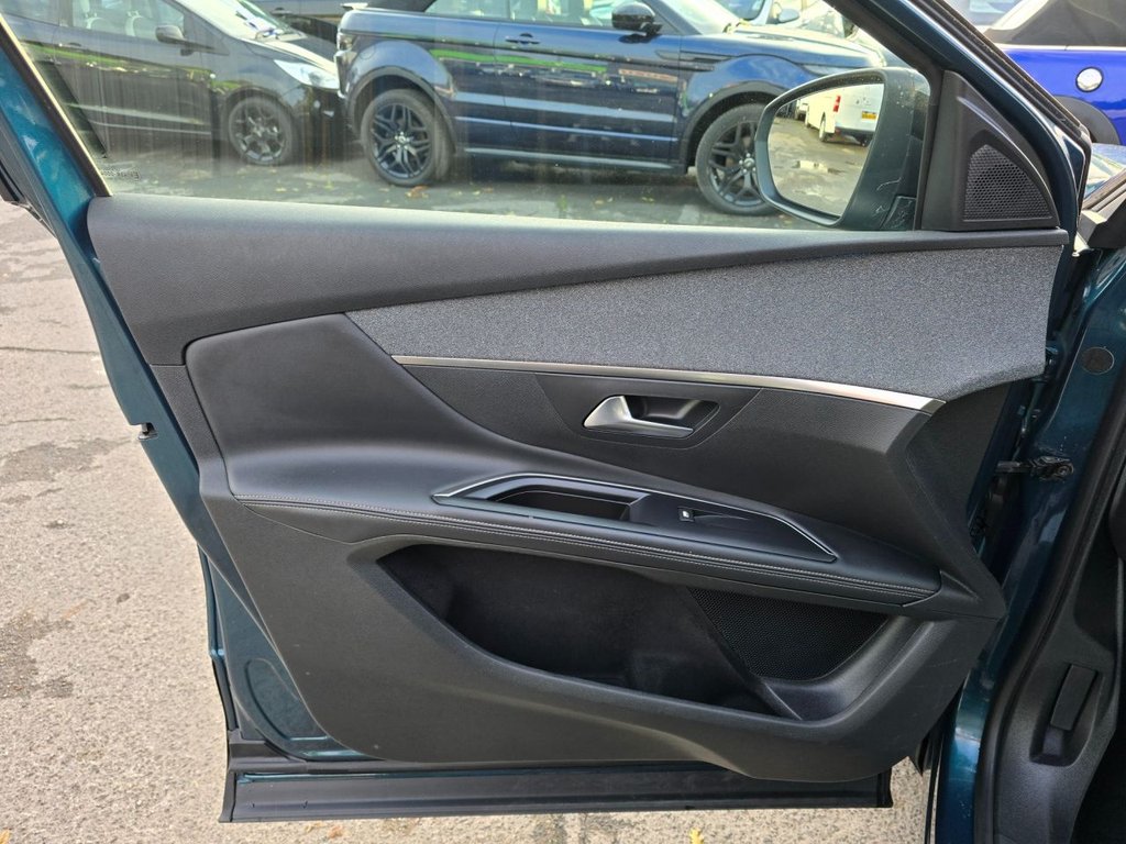 Used Peugeot 5008 2019 for sale - 76634979: Photo 33