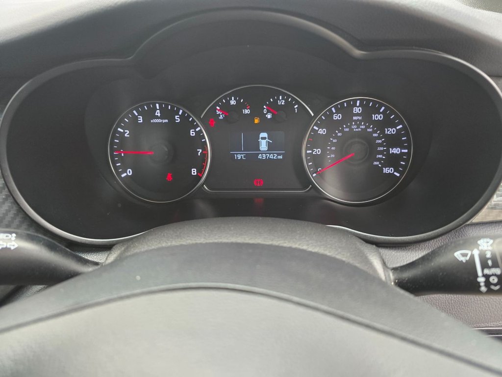 Used Kia Carens 2018 for sale - 76634858: Photo 20