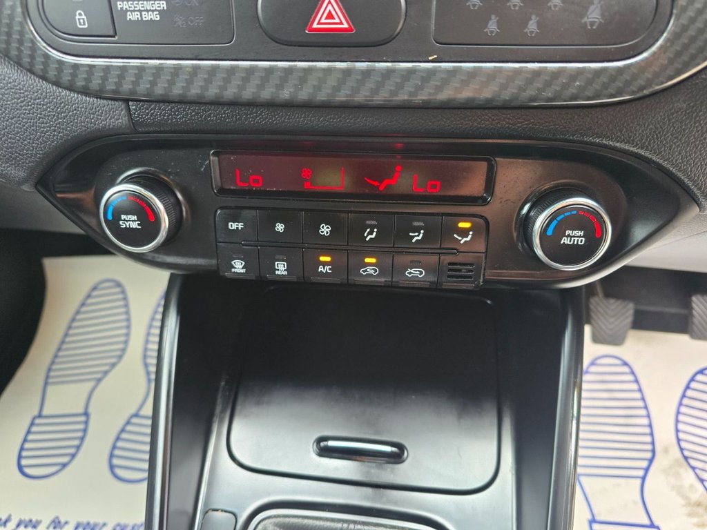 Used Kia Carens 2018 for sale - 76634858: Photo 23