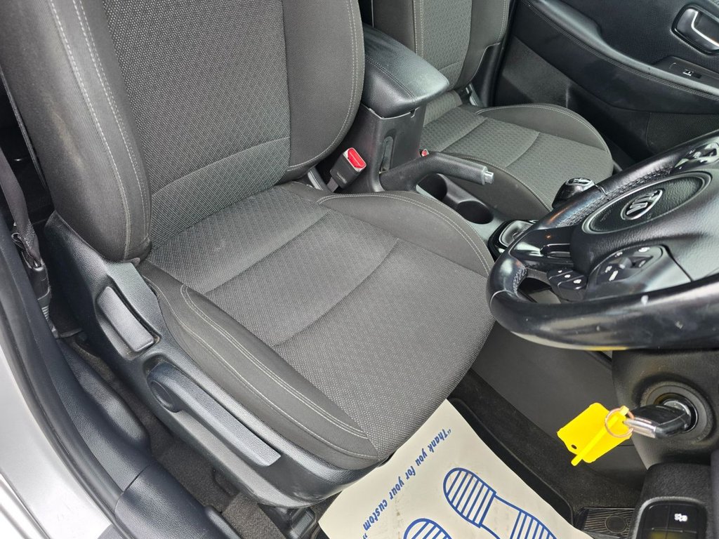 Used Kia Carens 2018 for sale - 76634858: Photo 27