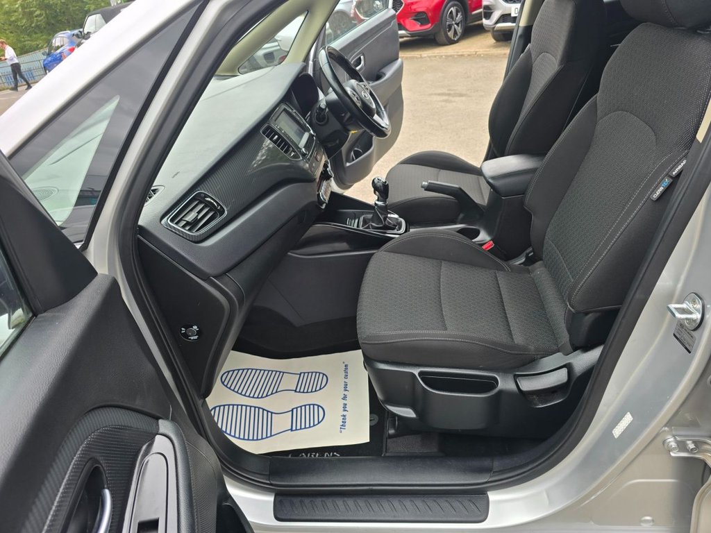 Used Kia Carens 2018 for sale - 76634858: Photo 35