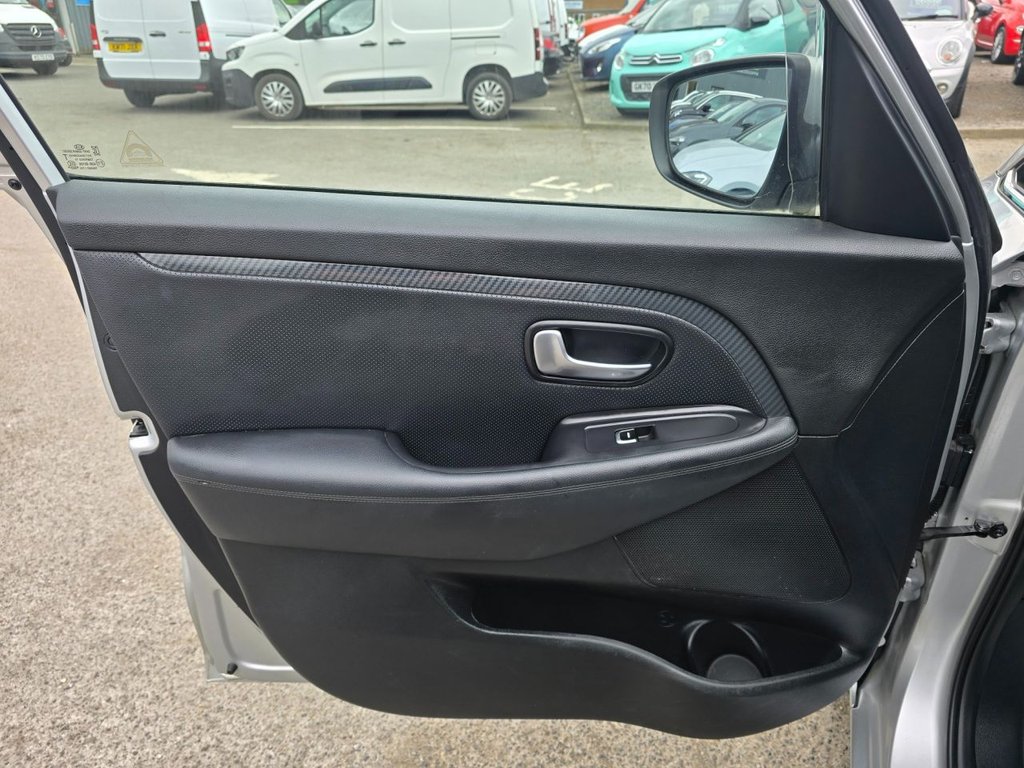 Used Kia Carens 2018 for sale - 76634858: Photo 36