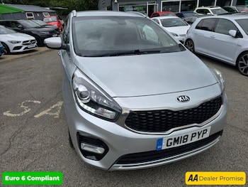 Used Kia Carens 2018 for sale - 76634858: Photo