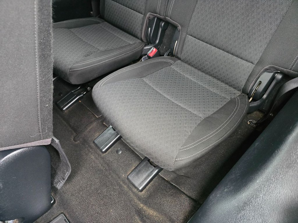 Used Kia Carens 2018 for sale - 76634858: Photo 43