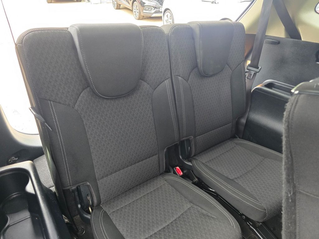 Used Kia Carens 2018 for sale - 76634858: Photo 48