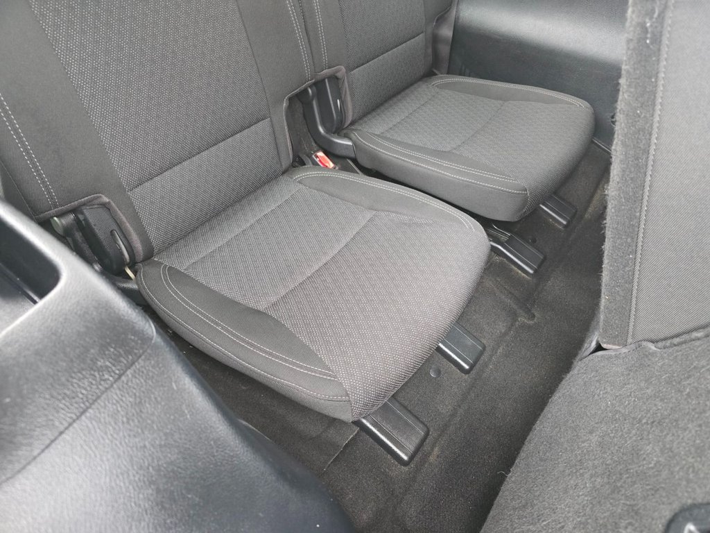 Used Kia Carens 2018 for sale - 76634858: Photo 49