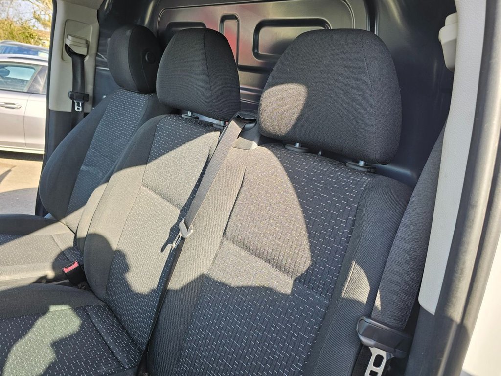 Used Mercedes-Benz Vito 2022 for sale - 77667370: Photo 28