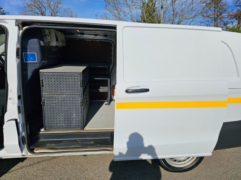 Used Mercedes-Benz Vito 2022 for sale - 77667370: Photo 32