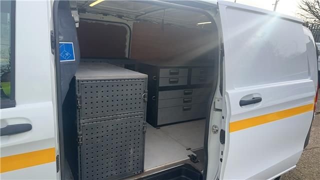 Used Mercedes-Benz Vito 2022 for sale - 77667370: Photo 5