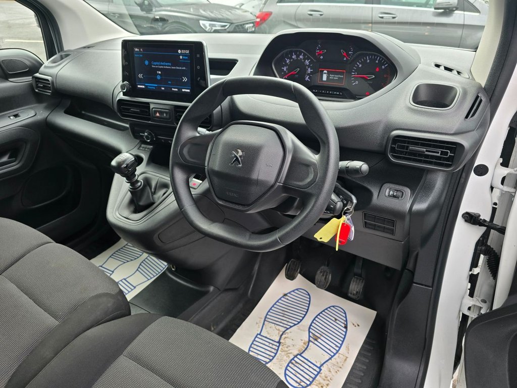 Used Peugeot Partner 2021 for sale - 76634931: Photo 17