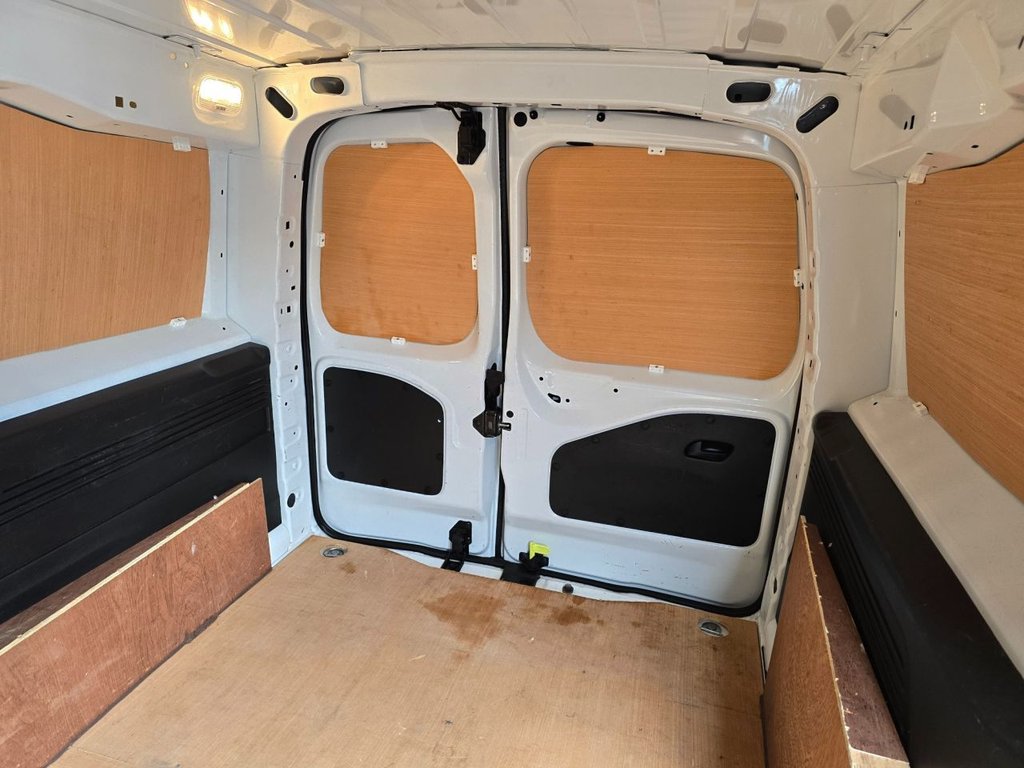 Used Peugeot Partner 2021 for sale - 76634931: Photo 38