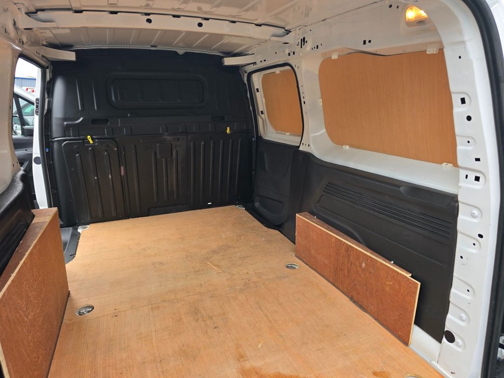 Used Peugeot Partner 2021 for sale - 76634931: Photo 45