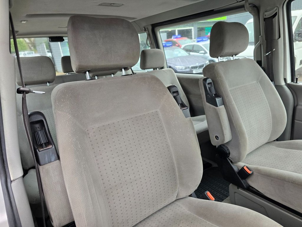 Used Volkswagen Caravelle 2000 for sale - 76634851: Photo 25