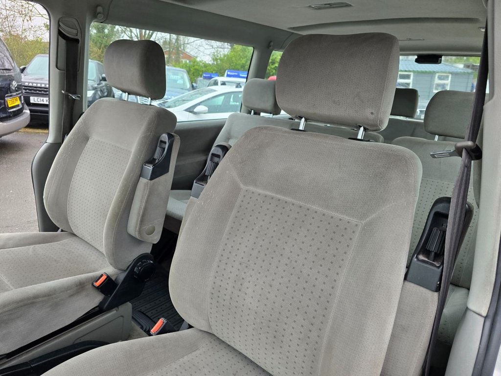 Used Volkswagen Caravelle 2000 for sale - 76634851: Photo 31