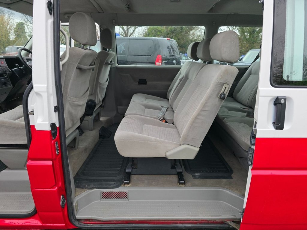 Used Volkswagen Caravelle 2000 for sale - 76634851: Photo 36