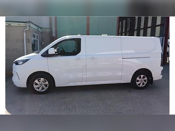 Used Ford Transit Custom 2024 for sale - 79244900: Photo