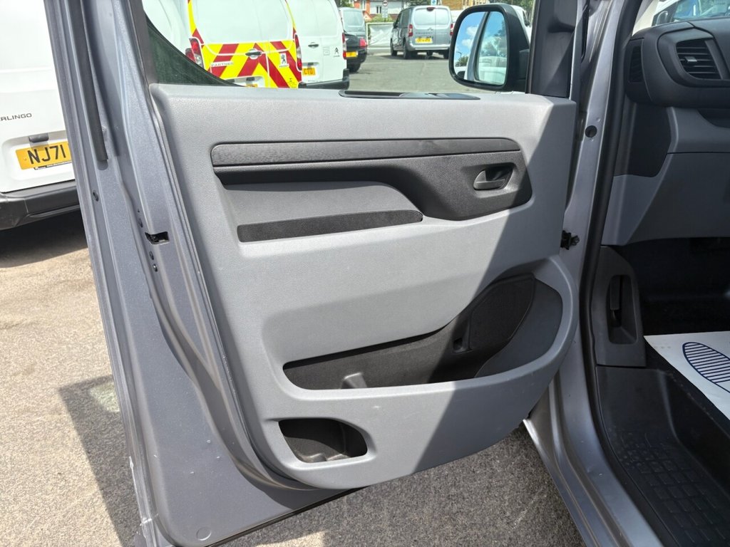 Used Vauxhall Vivaro 2020 for sale - 76634949: Photo 34