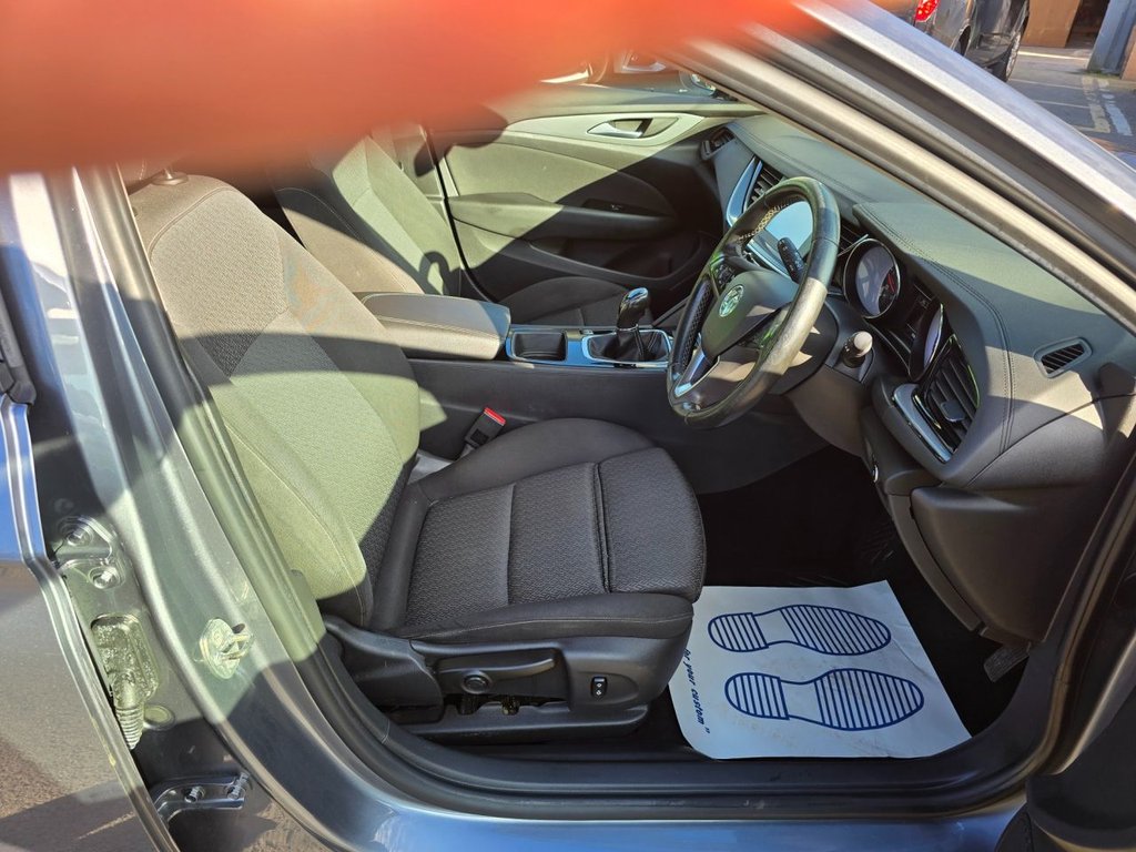 Used Vauxhall Insignia 2018 for sale - 76634905: Photo 25