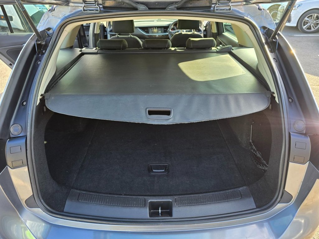 Used Vauxhall Insignia 2018 for sale - 76634905: Photo 41