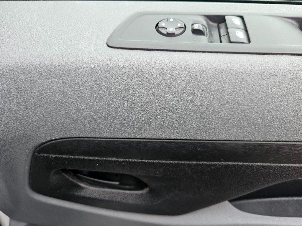 Used Peugeot e-Expert 2021 for sale - 77250733: Photo 24