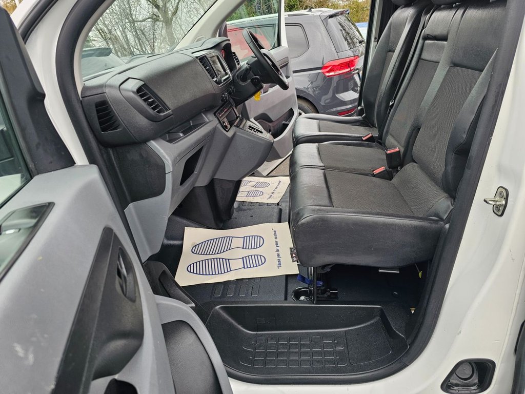 Used Peugeot e-Expert 2021 for sale - 77250733: Photo 30