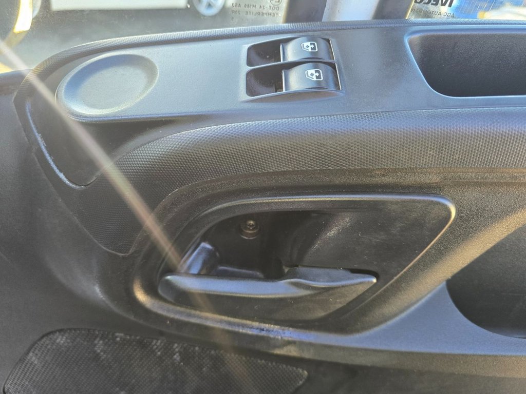 Used Iveco Daily 2015 for sale - 76740149: Photo 23